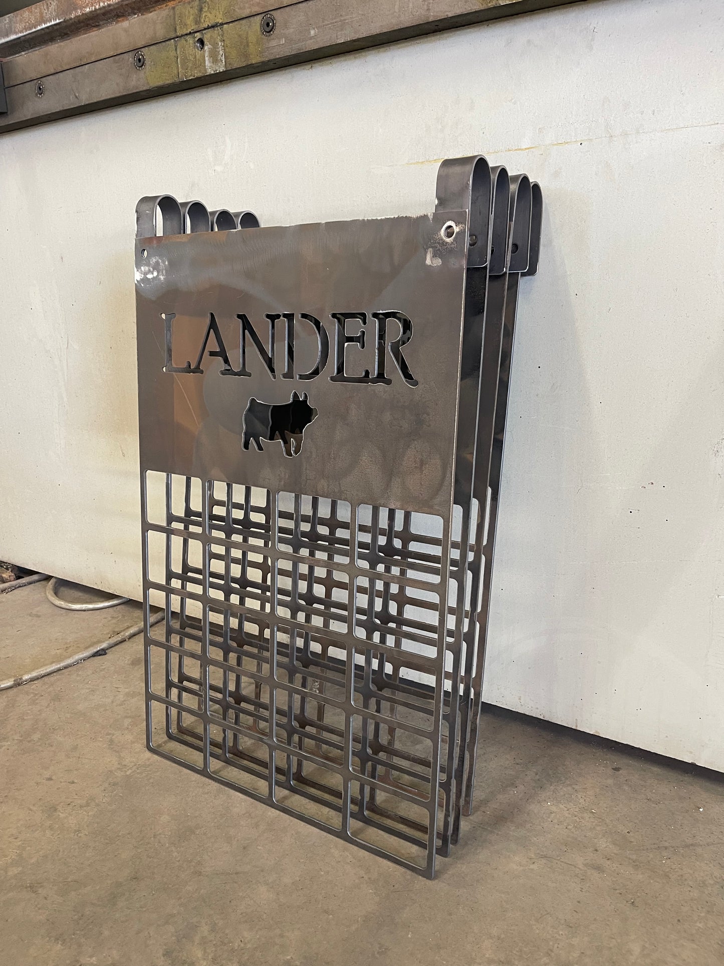 A-HFRC - Hanging Feeder Rack Custom