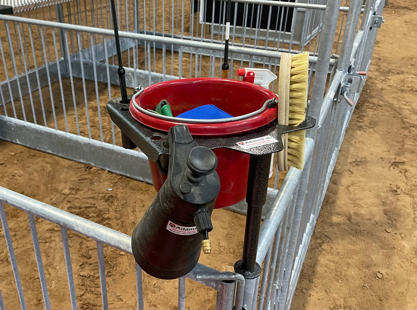 A-HMB-SV - Hold My Bucket (Silver Vein)